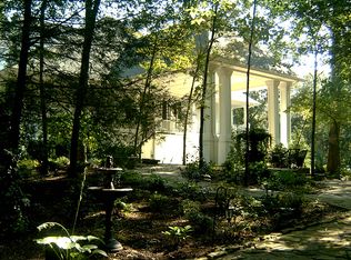 211 New Hope Rd, Franklin, NC 28734