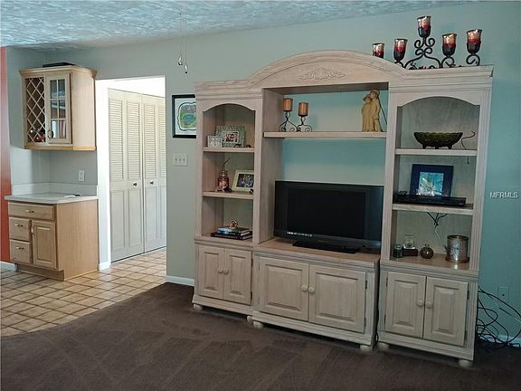 5th image of 1508 Silver Fox Cir