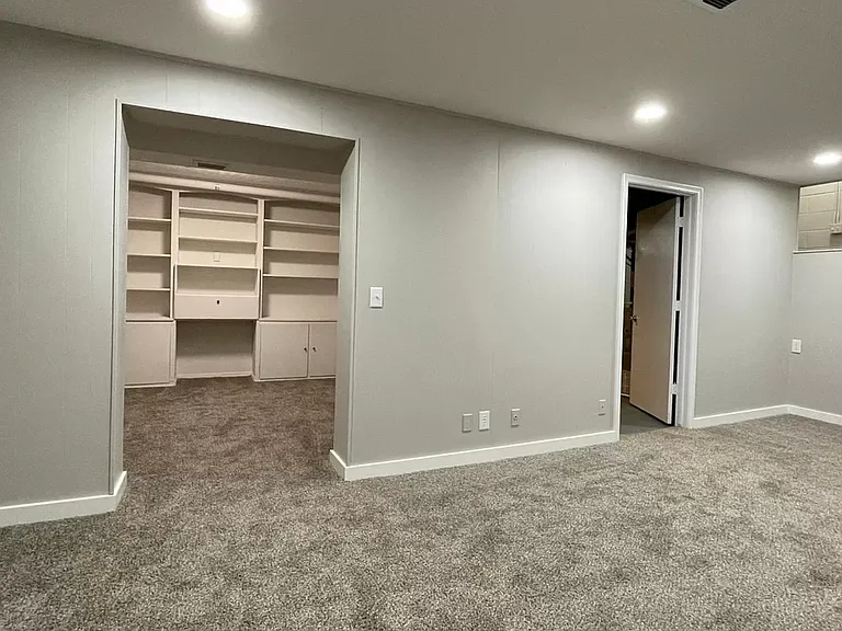 9610 Spaulding St — Photo 12