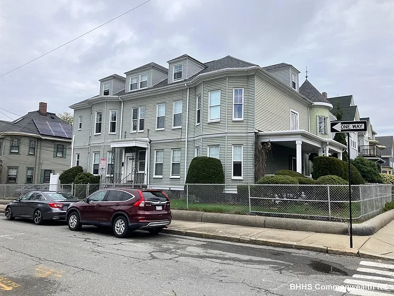 173 Highland Ave #1 — Photo 8