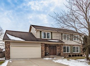 6015 Rickert Ct, Lisle, IL