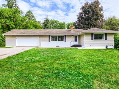 14810 Gleason Lake Dr, Plymouth, MN, 55447