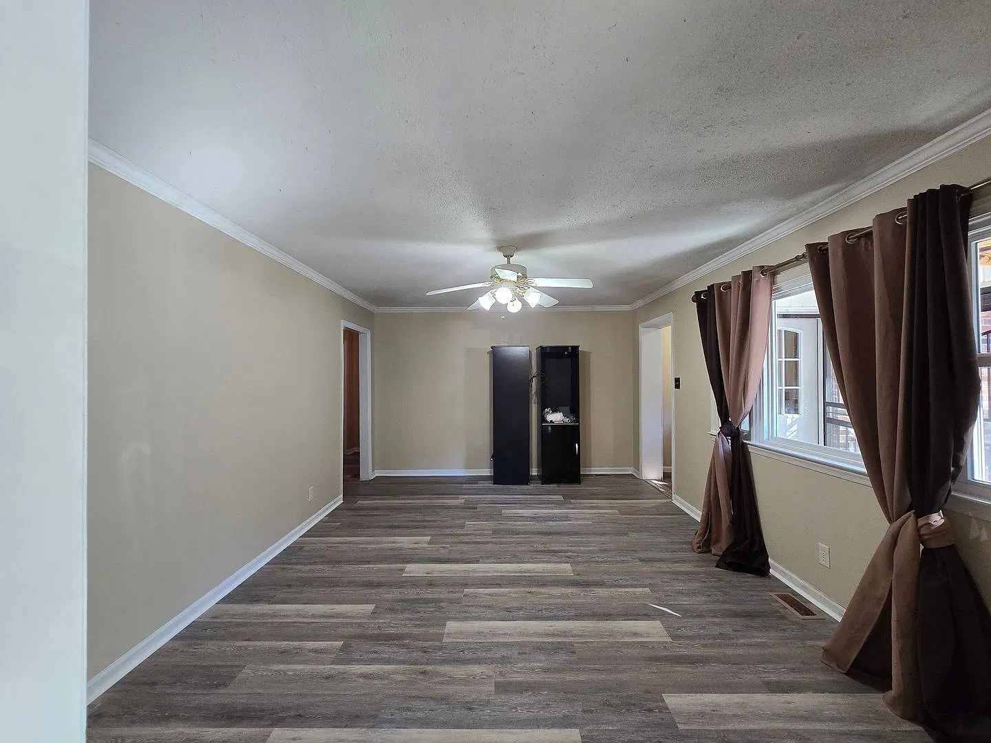 1507 Rhone ~ East Fayetteville — Photo 2