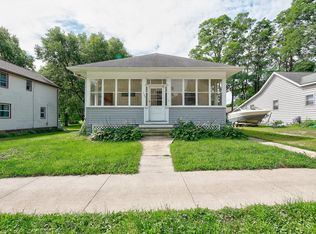 509 Lake St, Spirit Lake, IA 51360