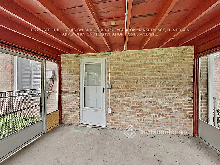 8925 S Utica Ave — Photo 15