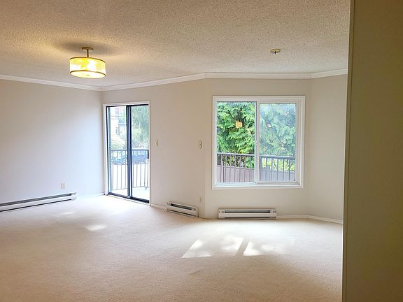 4th image of 1521 Blackwood St #111
