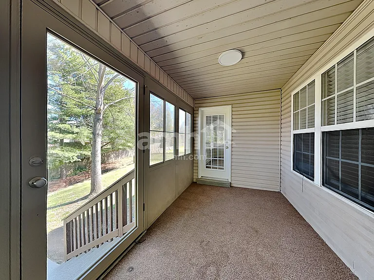560 Summit Way — Photo 19
