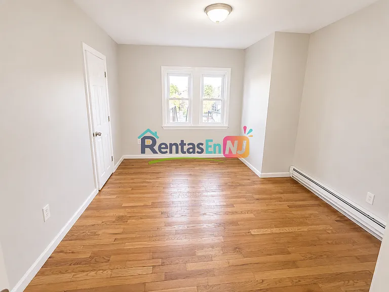 86 Stuyvesant Ave #3B — Photo 4