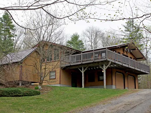 95 White Pines Rd, Proctorsville, VT 05153