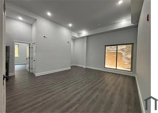 675 N 41st St #1 — Photo 3