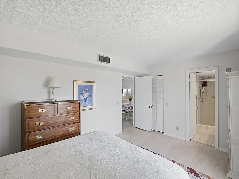 6322 Palma Del Mar Blvd S — Photo 11