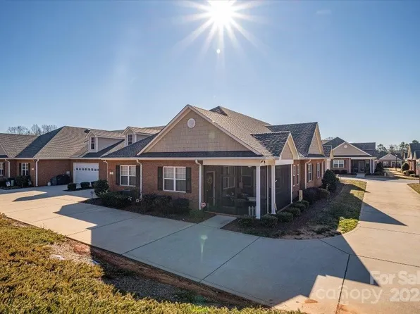 8176 Viscount Ct, Denver, NC 28037