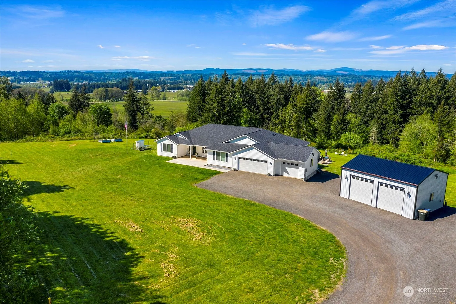 127 Mooreland Drive photo 1