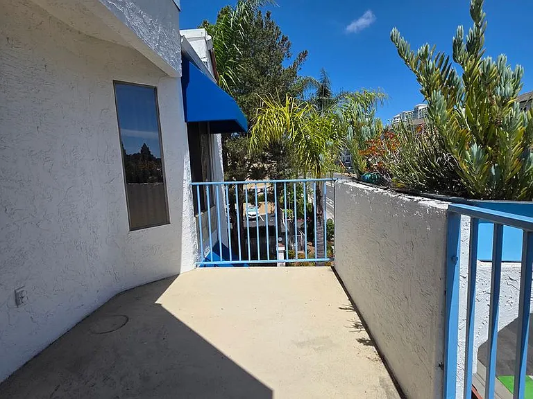 8308 Regents Rd #3P — Photo 12