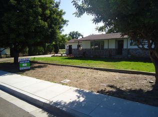 512 N Western Ave, Waterford, CA 95386
