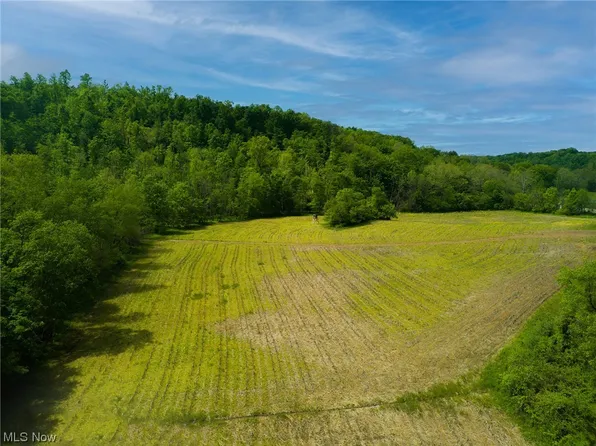 404 E Branch Rd, Lowell, OH 45744