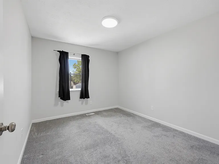 708 Westwood Ave — Photo 14