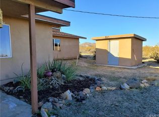 824 Jemez Trl, Yucca Valley, CA 92284