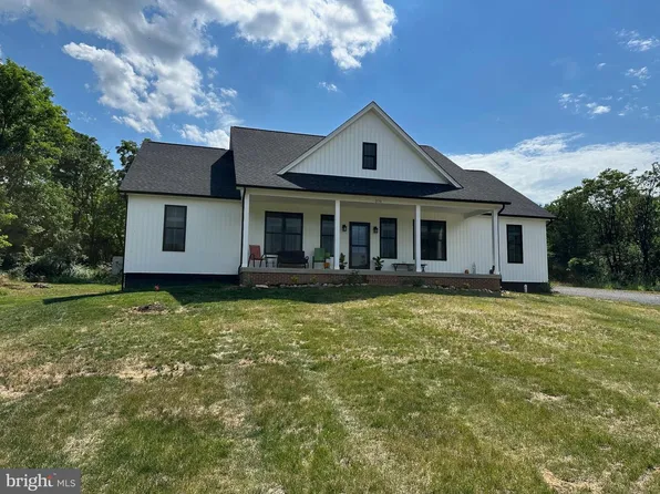 375 Tavistock Dr, Winchester, VA 22602