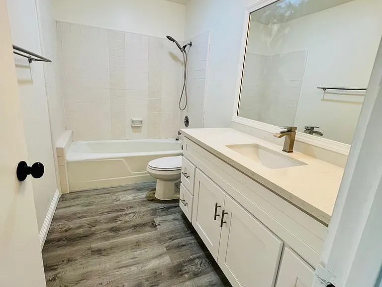 5700 Ravenspur Dr #209 — Photo 14