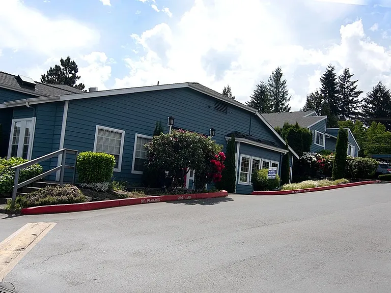 16817 Larch Way E #E105 — Photo 12