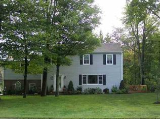 37 Paxwood Rd, Delmar, NY 12054