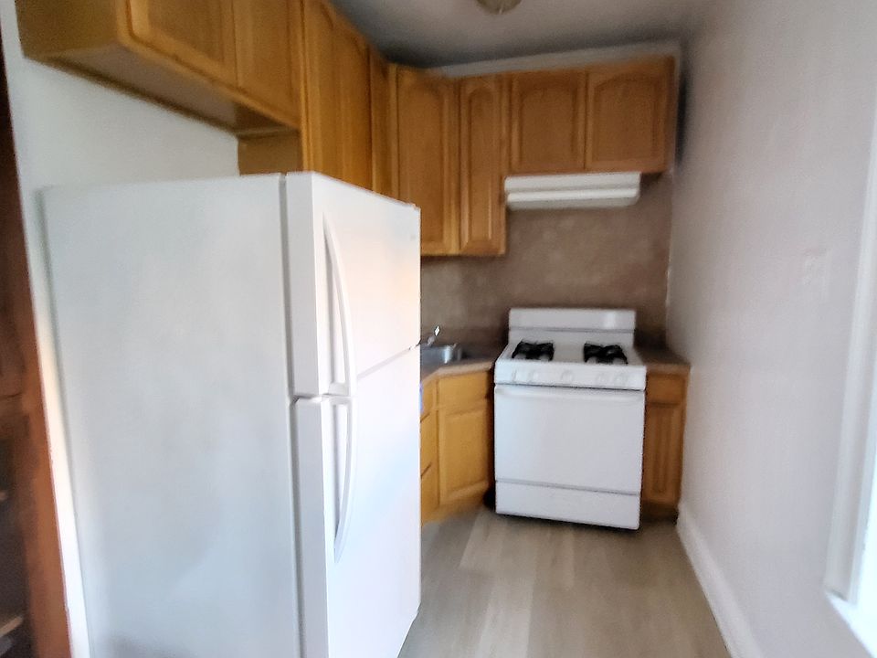 2nd image of 21-06 35th St #1