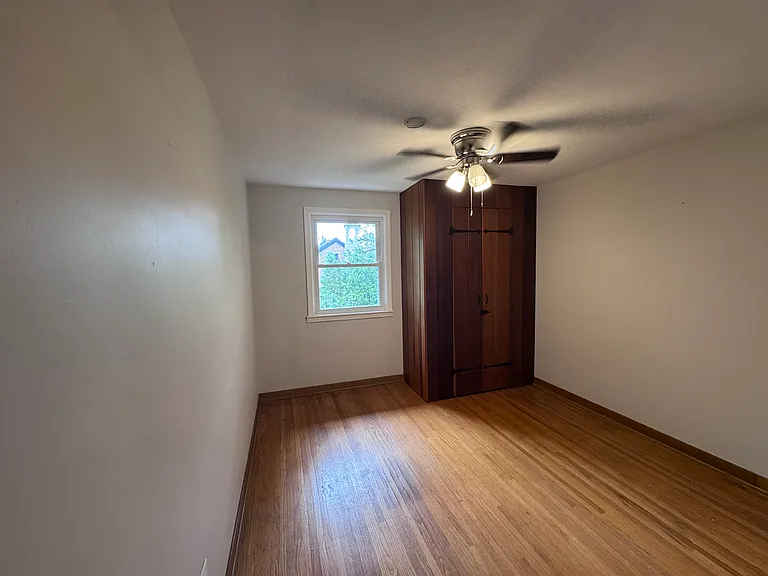 69 Berryman Dr — Photo 17