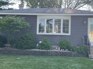 904 N Rensselaer St, Griffith, IN 46319