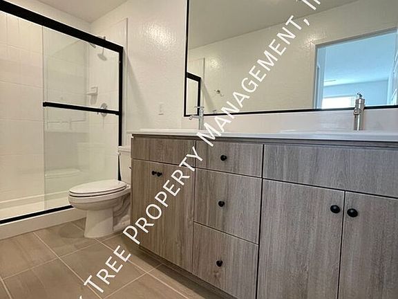 4th image of 534 W Mahogany Ln