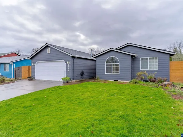 8311 Hibiscus Dr, Corvallis, OR 97330