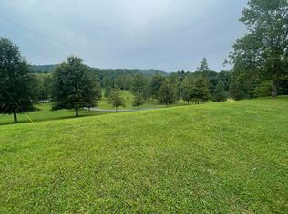 373 Dixie Ln, West Liberty, KY 41472