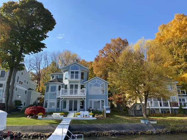 1775 Idlewild Dr, Richland, MI 49083