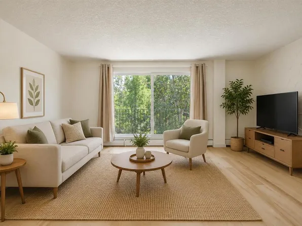 340 S 4th Ave NE #405, Calgary, AB T2E 0J3