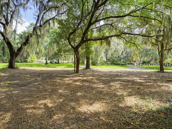 121 Spanish Point Dr, Beaufort, SC 29902