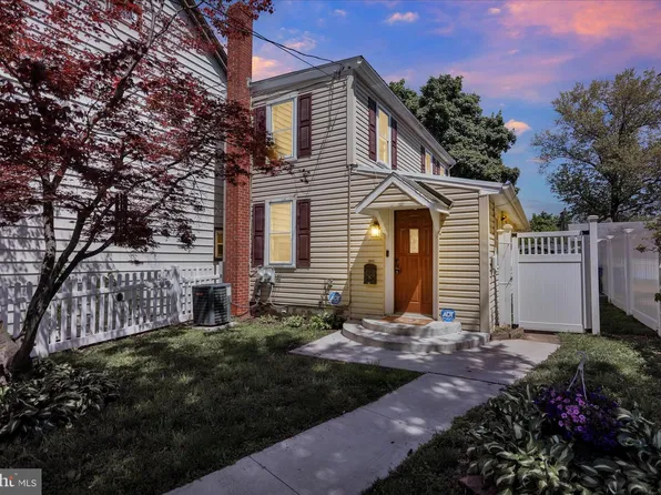 207 West St, Pottstown, PA 19464