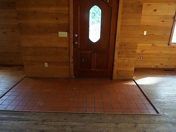 3rd image of 6569 Bucks Lake Rd