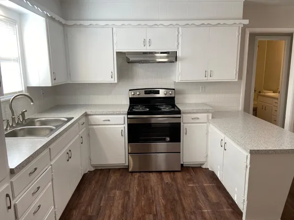 2332 62nd St, Lubbock, TX 79412