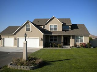 100604 Hillview Dr, Kennewick, WA 99338