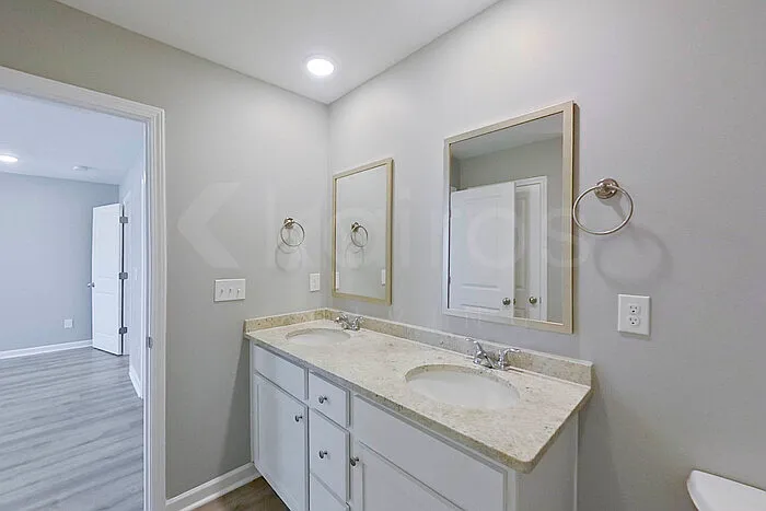 391 Angela St — Photo 16