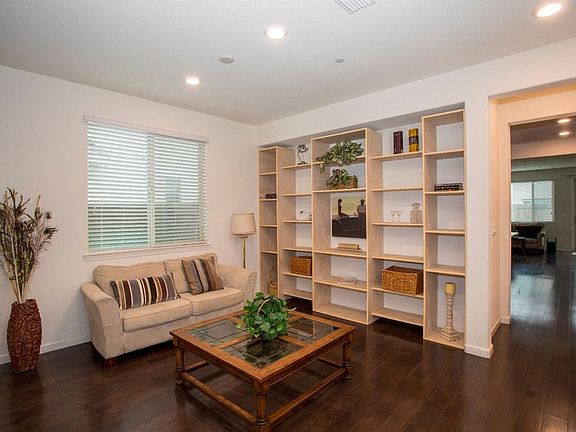 4th image of 9354 Bear Grass Cir