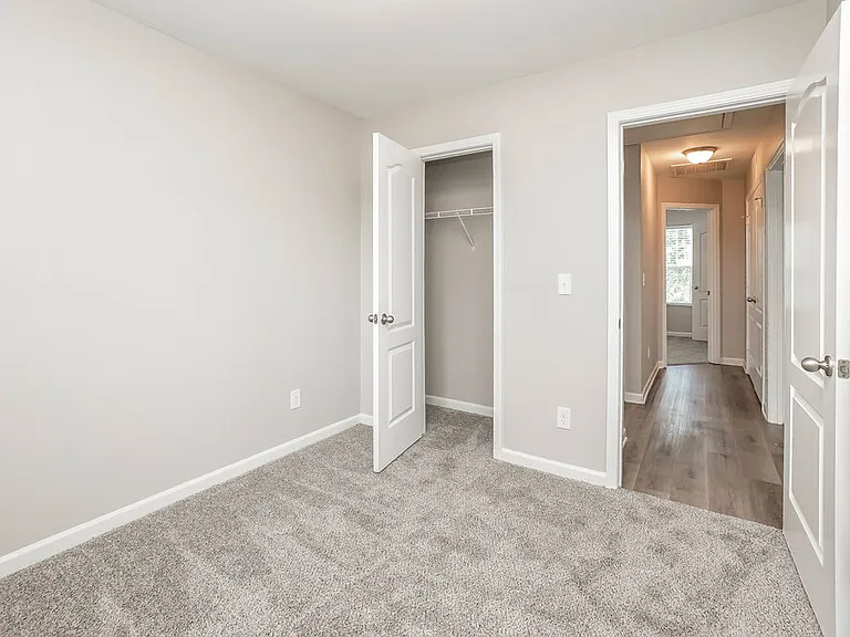 2132 Boulder Ct — Photo 12
