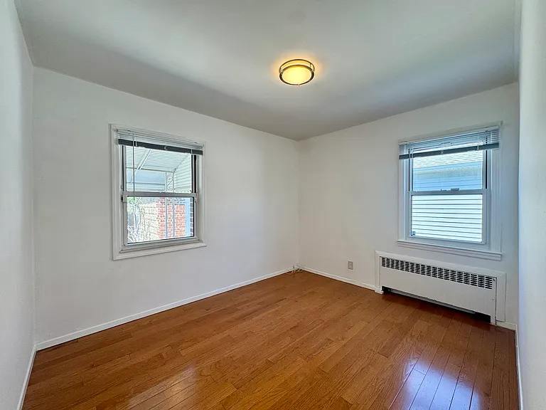 15743 20th Ave #1 — Photo 7