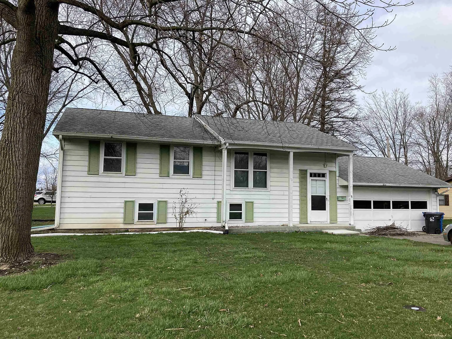 1 Eagle Ct photo 1