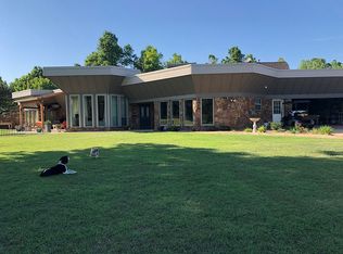 106 Deer Creek Rd, Edmond, OK 73012