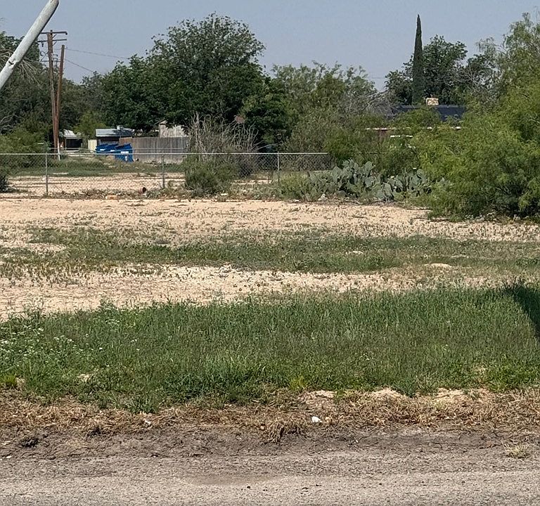 2nd image of 1508-1 N Rio St