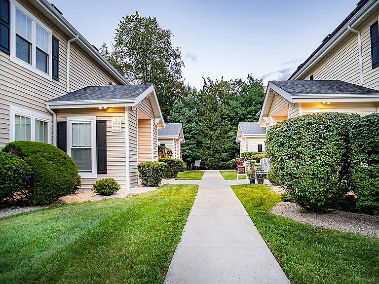 Brookside Meadows — Photo 4