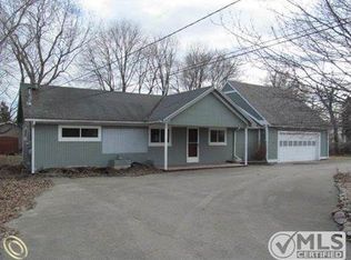 50 Harriet St, Oxford, MI 48371