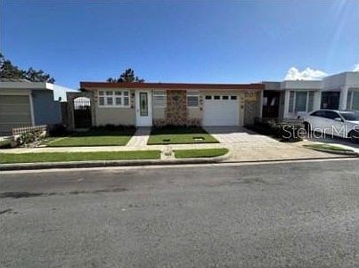 1st image of 223 Colinas De Fairview 4w8