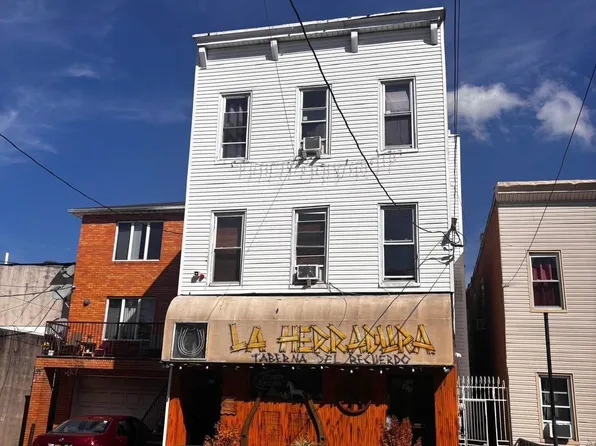 414 24th Street image 1 of 14